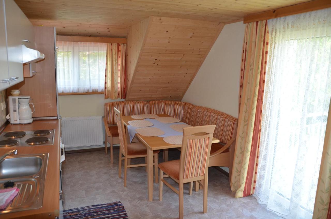 Ferien Am Talhof Hotel Sankt Urban Екстериор снимка